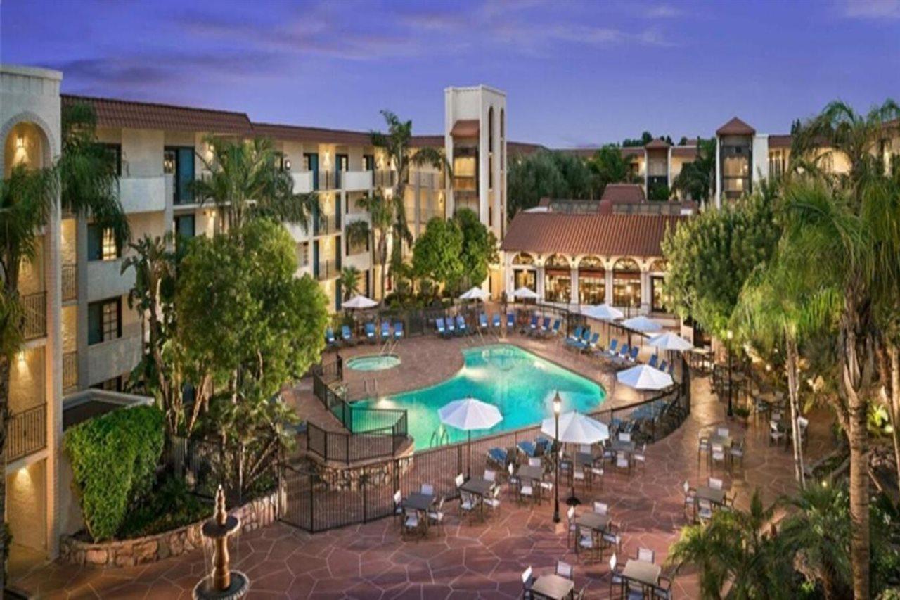 Embassy Suites By Hilton Scottsdale Resort Exteriör bild