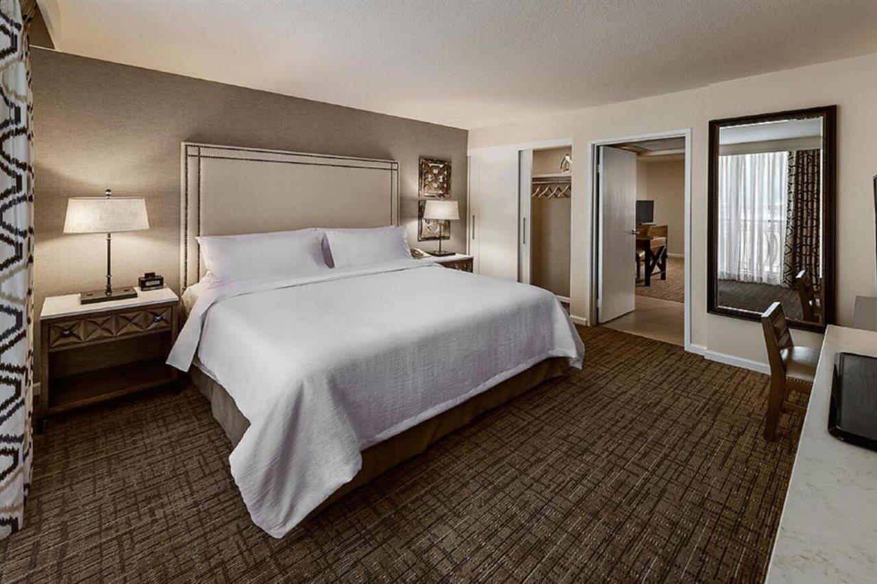 Embassy Suites By Hilton Scottsdale Resort Exteriör bild