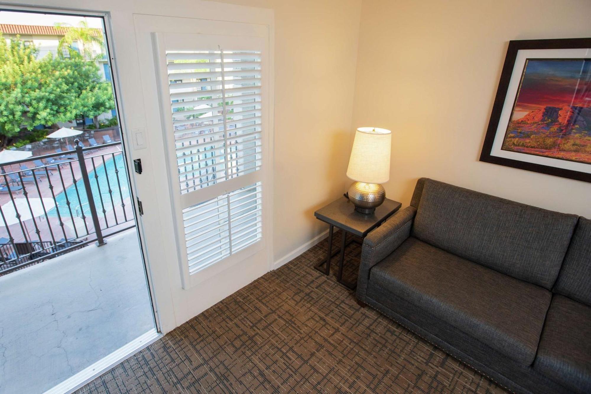 Embassy Suites By Hilton Scottsdale Resort Exteriör bild