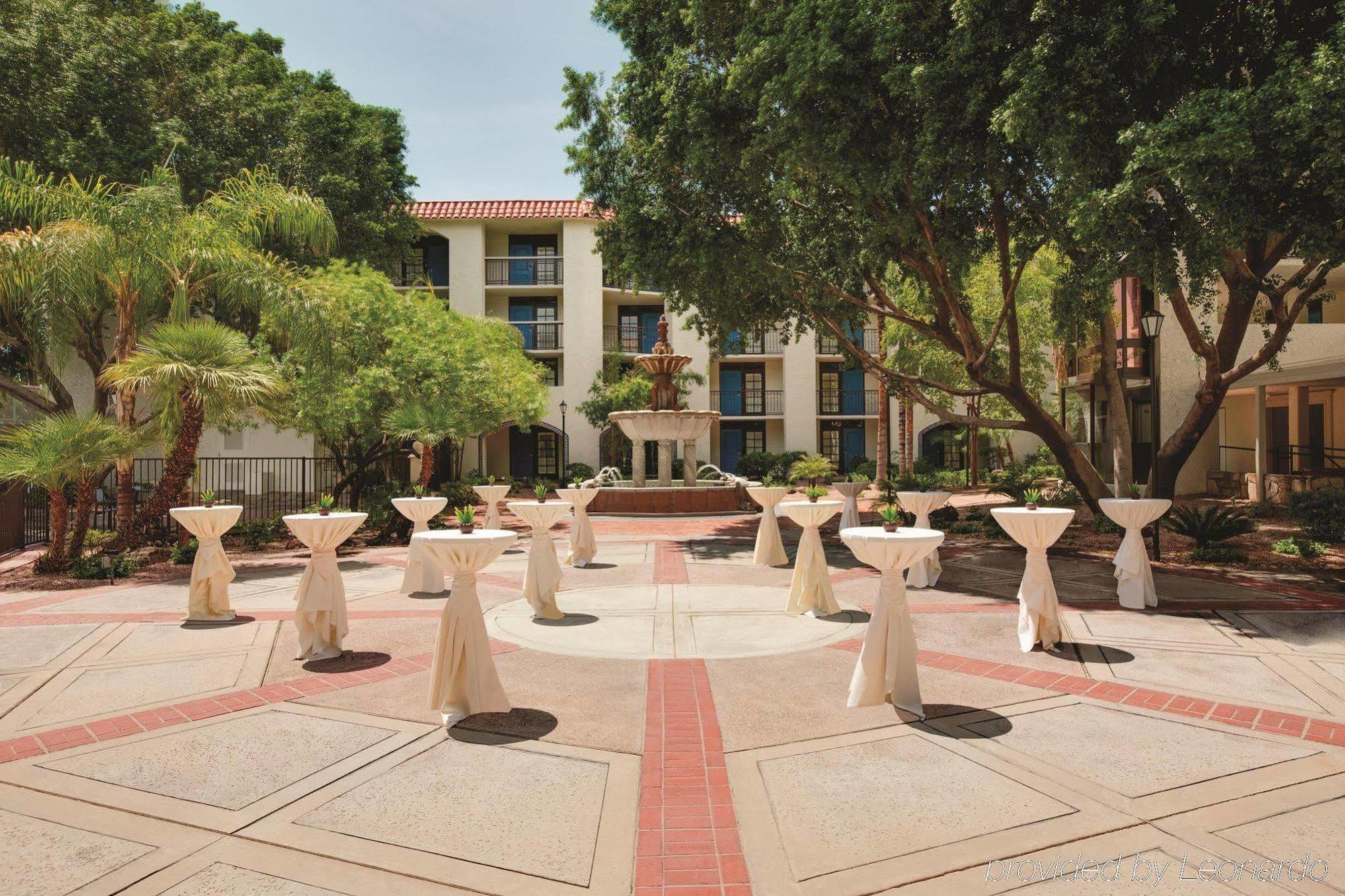 Embassy Suites By Hilton Scottsdale Resort Exteriör bild